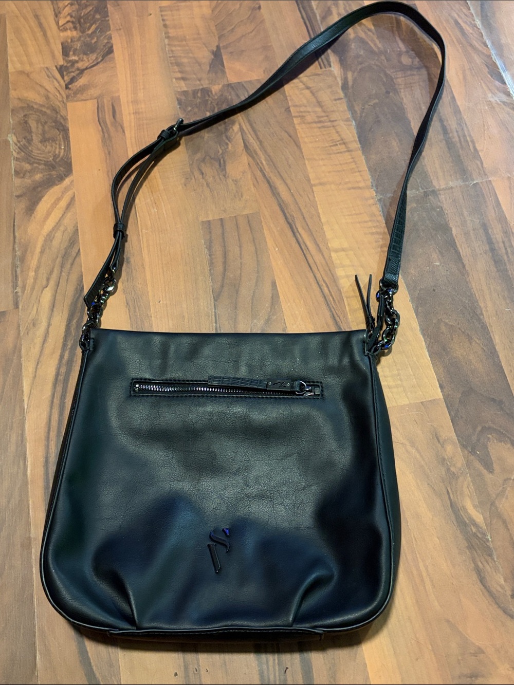 Simply Vera Vera Wang Black Shoulder Crossbody Bag